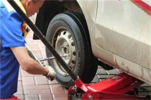 霞山附近拖车24小时服务热线电话